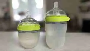 The best bottles for tongue tied babies is Comotomo